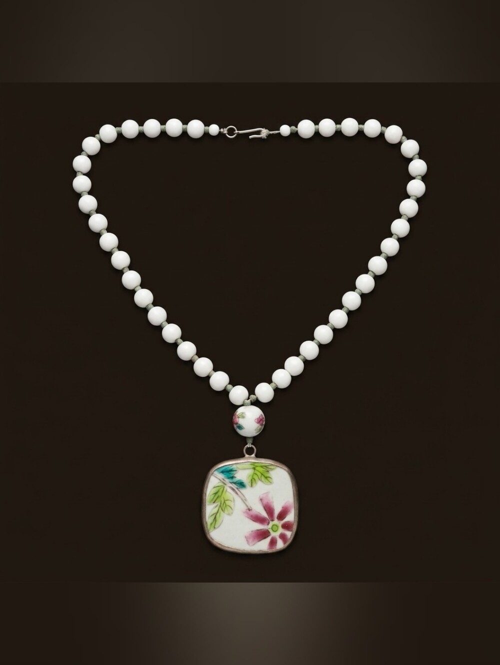Vintage Beautiful Handpainted Porcelain Pottery Shard Necklace